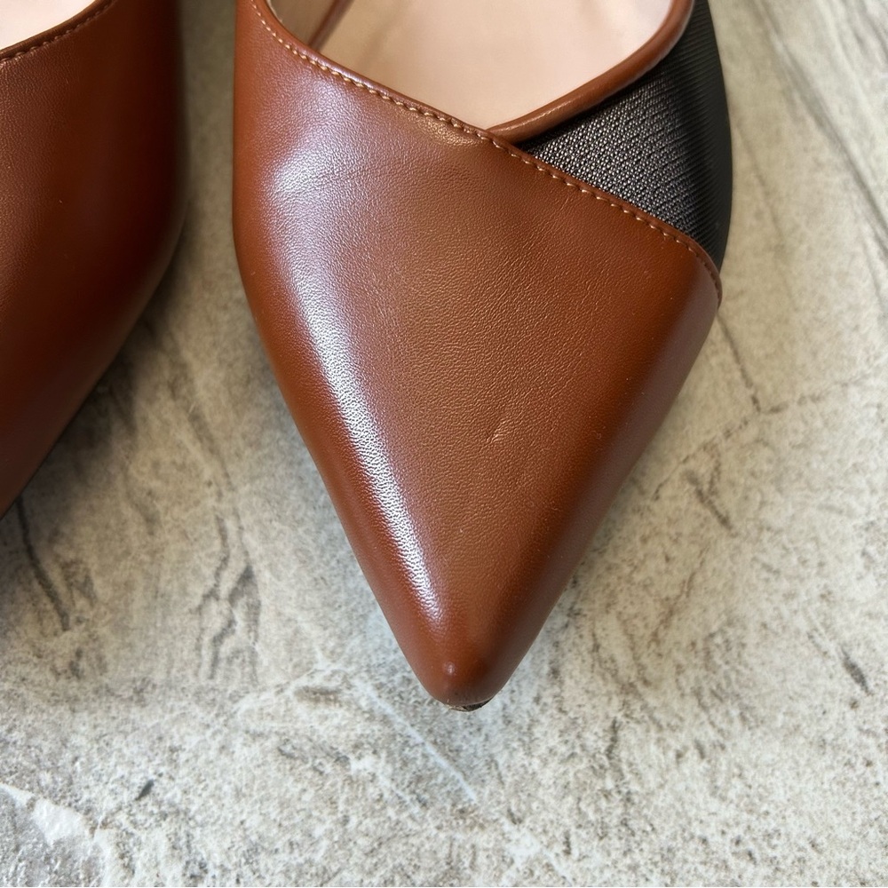 Vaila Linda Flats in Brown, Size 11 - Picture 7 of 12